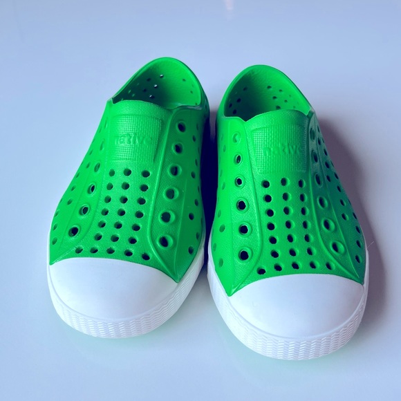 Unisex Natives Jefferson child size toddler 7 EUC - Picture 1 of 6